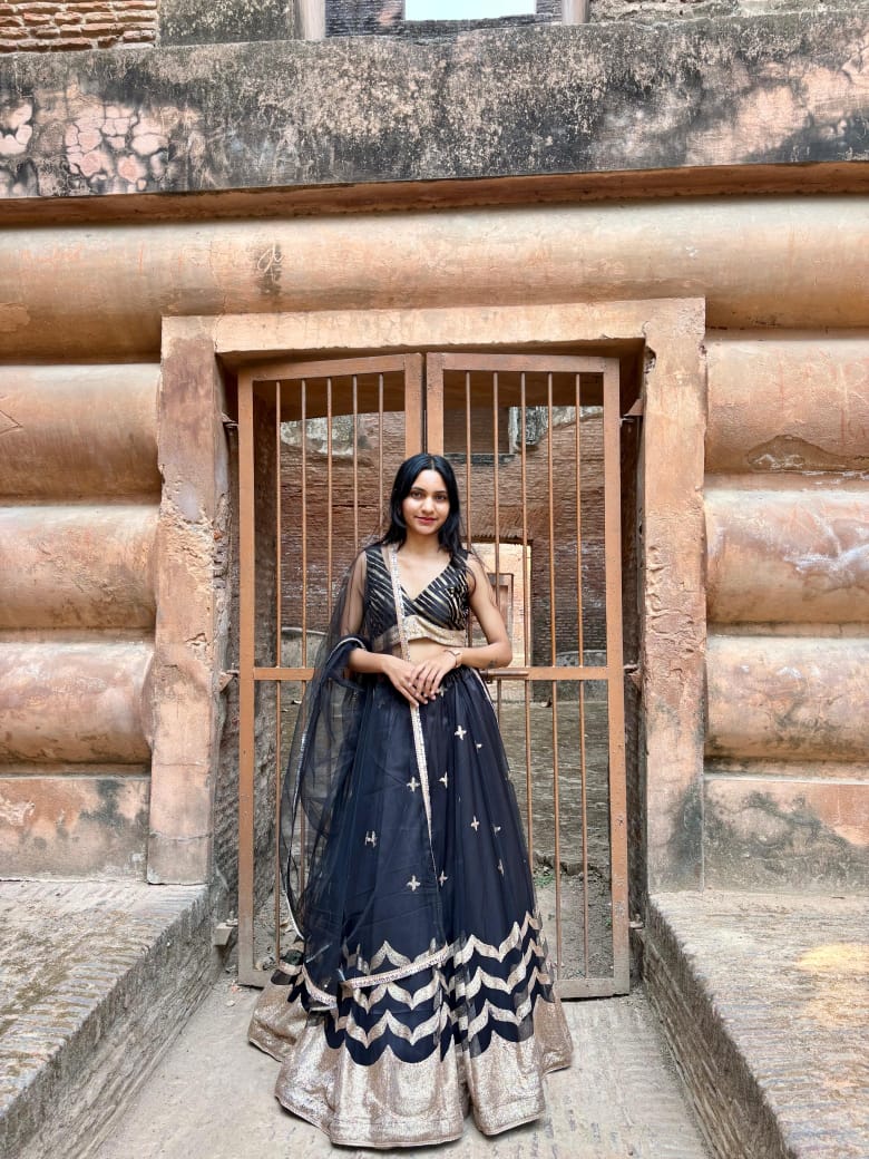 Black Lehnga